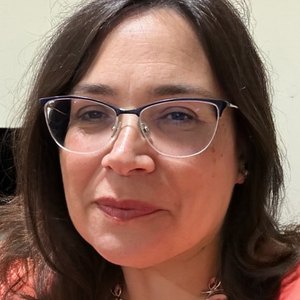 Maria, co-owner and founder of The Funky Sponge